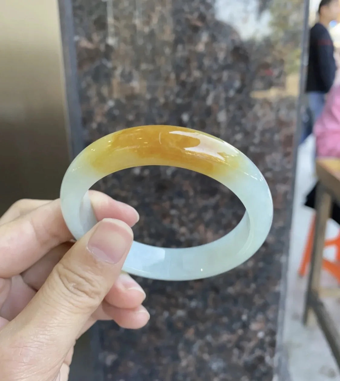 Brazalete de Jade Calcedonia – "Luz de Sol en Hi'ilawe" ✨🩵💛